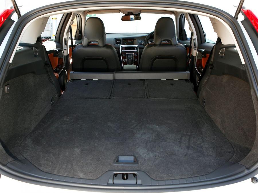  Volvo V60 T5 2011 года  (AU) (фото 7 из 14)